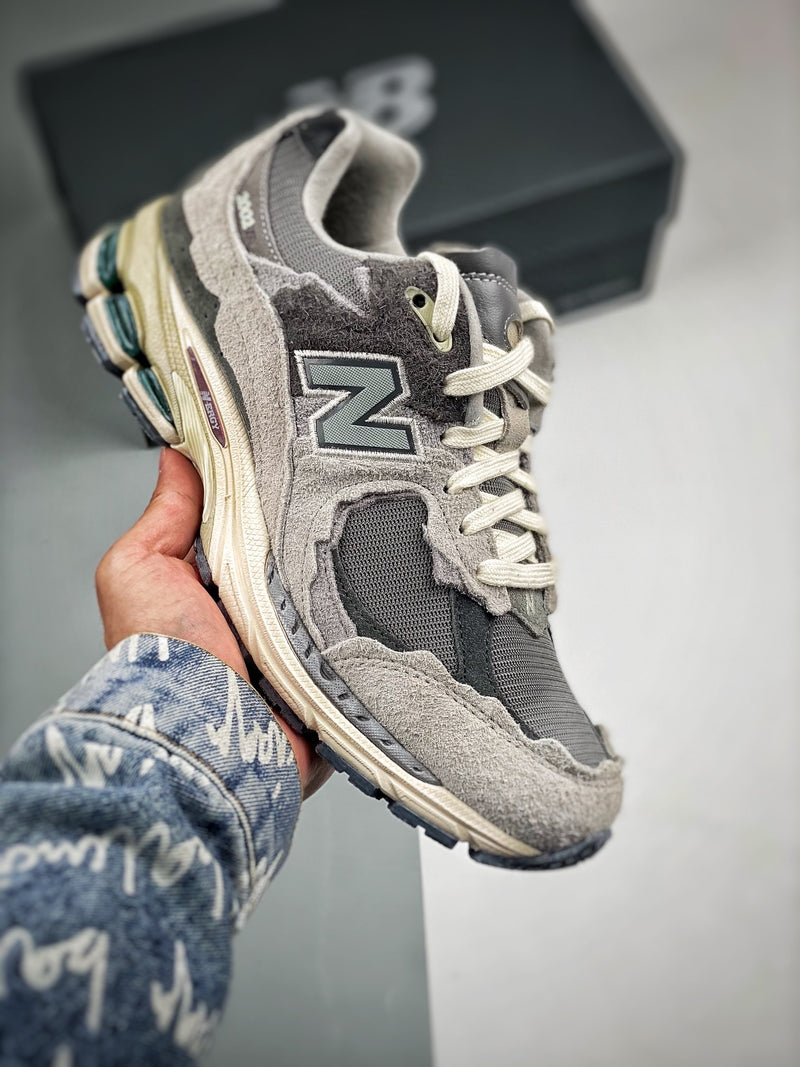 New Balance 2002R Protection Pack Rain Cloud