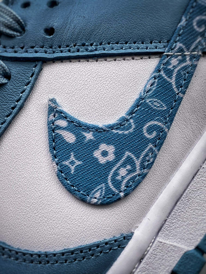 Dunk Low Essential PAISLEY Pack Worn BLUE